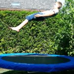 Top 5 ćwiczeń odchudzających na trampolinie