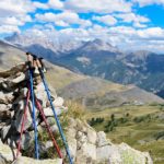 Warto chodzić z kijkami trekkingowymi?